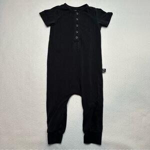 Rags Short Rolled Sleeve Henley Rag Romper black size 12-18 mo